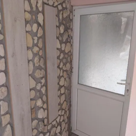 за гости иречек Appartement Varna